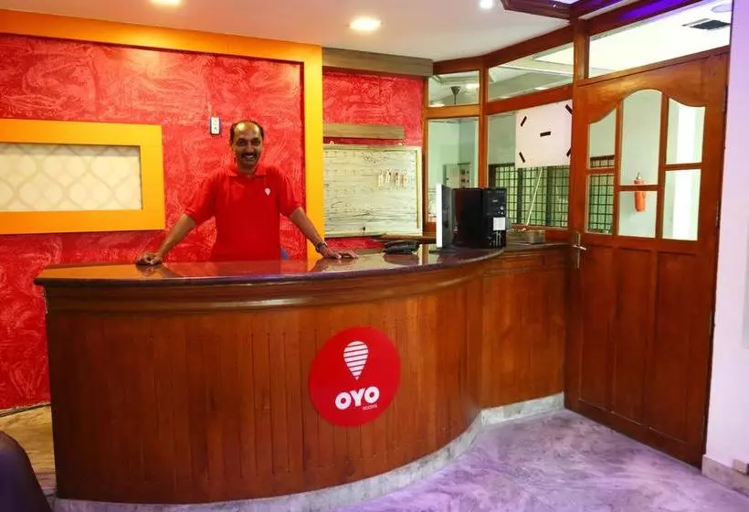 ホテル Oyo Rooms Info Park