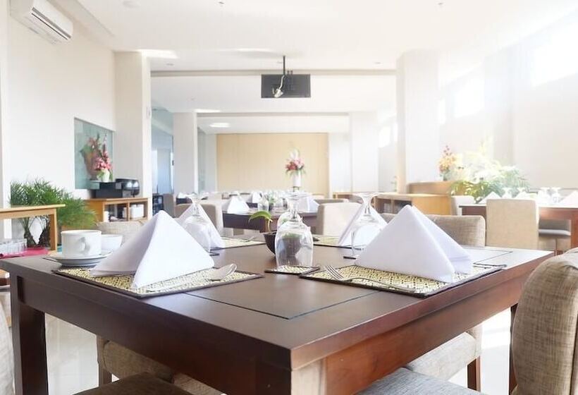 Syariah Radho Hotel Sengkaling