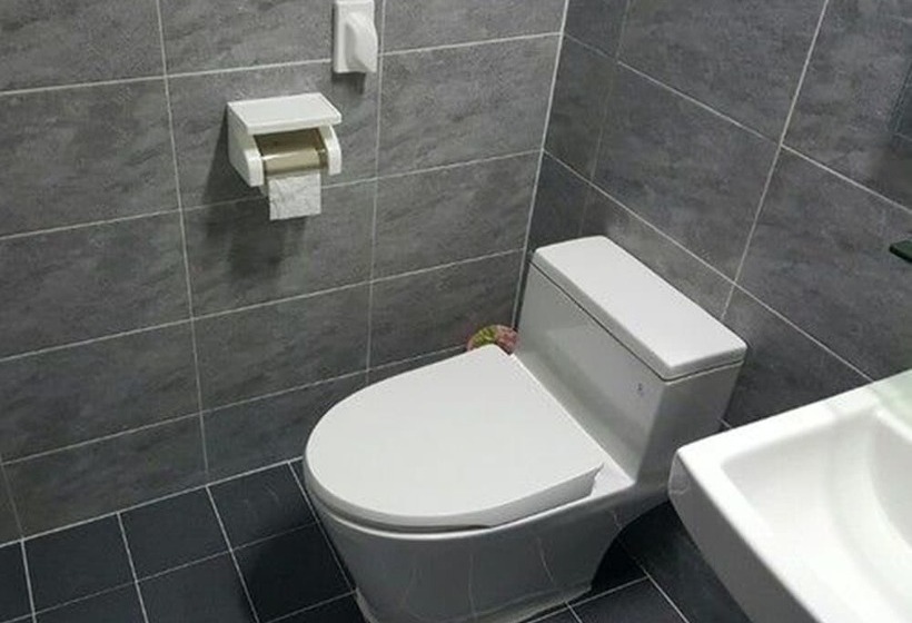 Min Guest House   Hostel