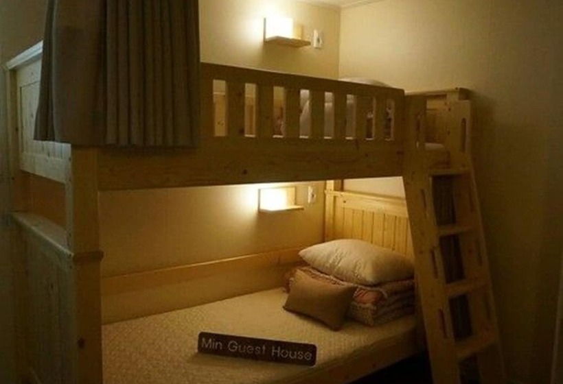 Min Guest House   Hostel