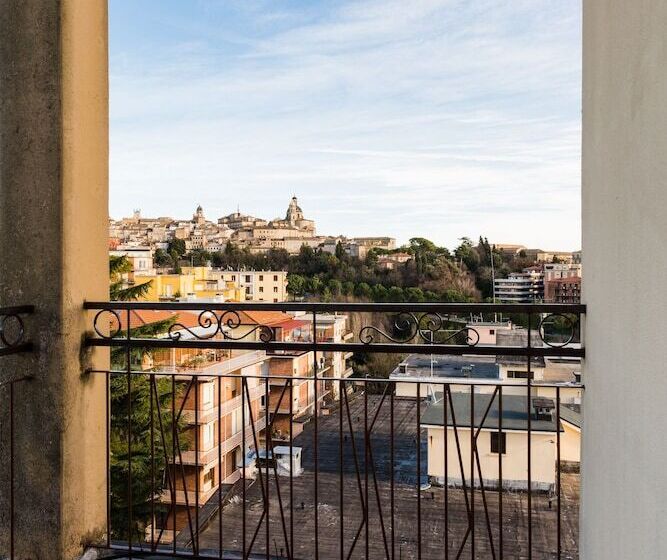 ベッドアンドブレックファースト Camere Pallotta