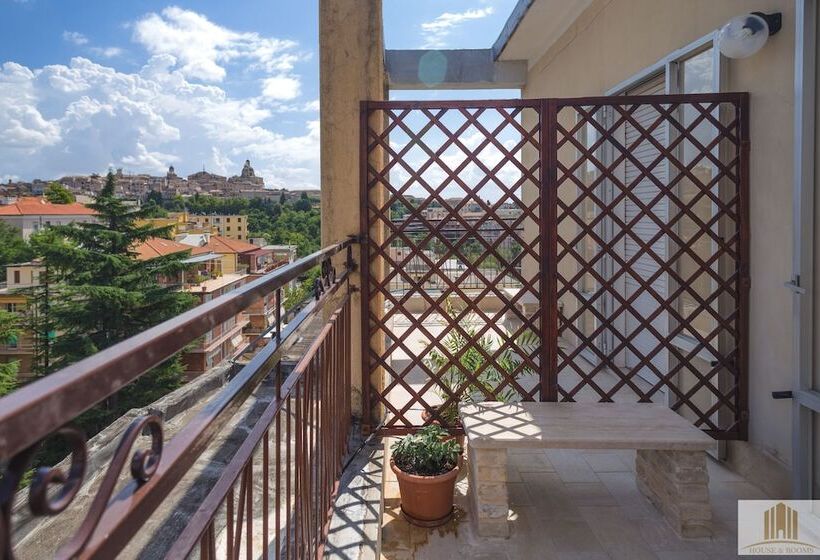 ベッドアンドブレックファースト Camere Pallotta