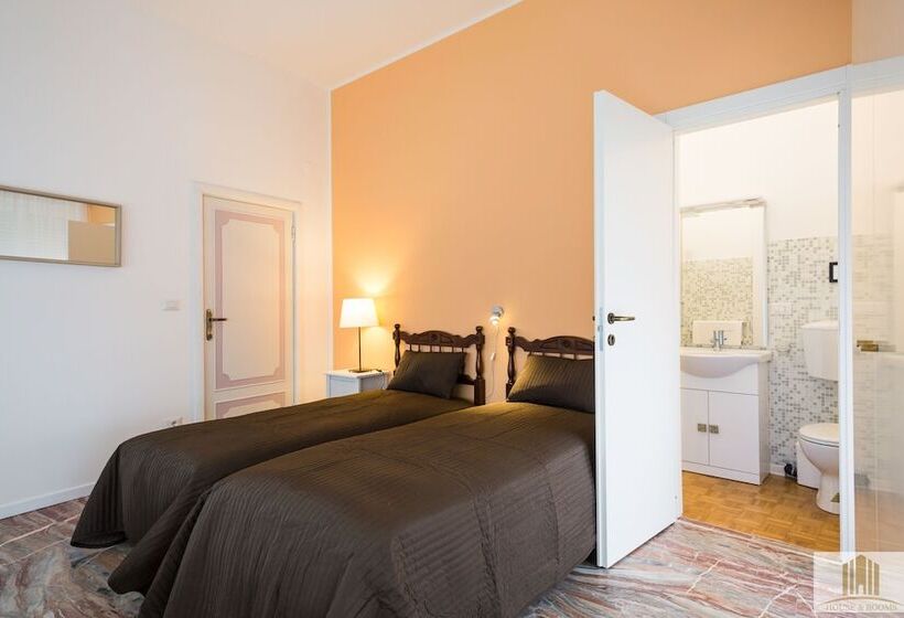 ベッドアンドブレックファースト Camere Pallotta