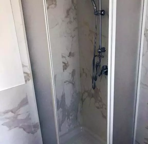 ベッドアンドブレックファースト Cytrus Rooms