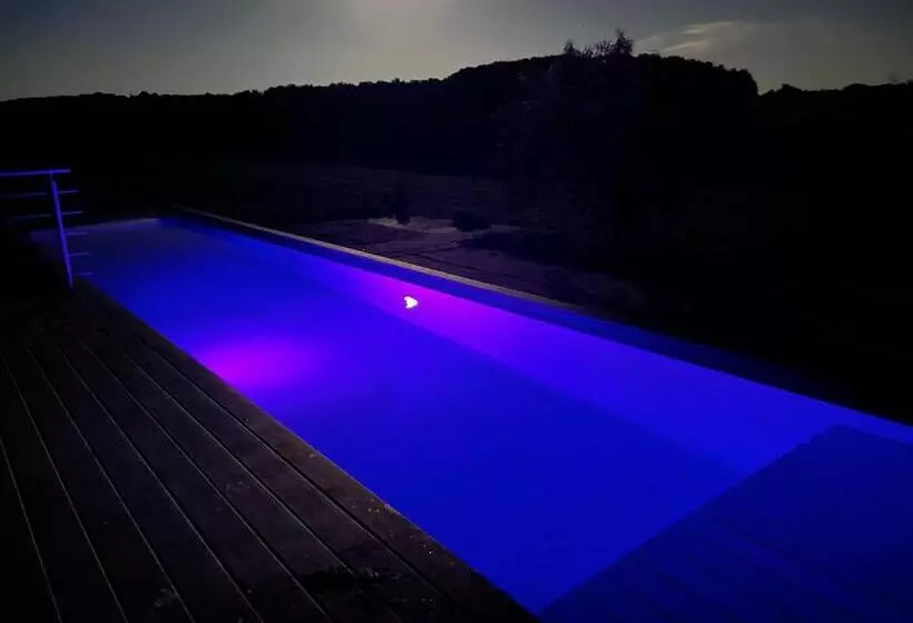 Aamiaismajoitus (B&B) La Ferme Du Bonheur