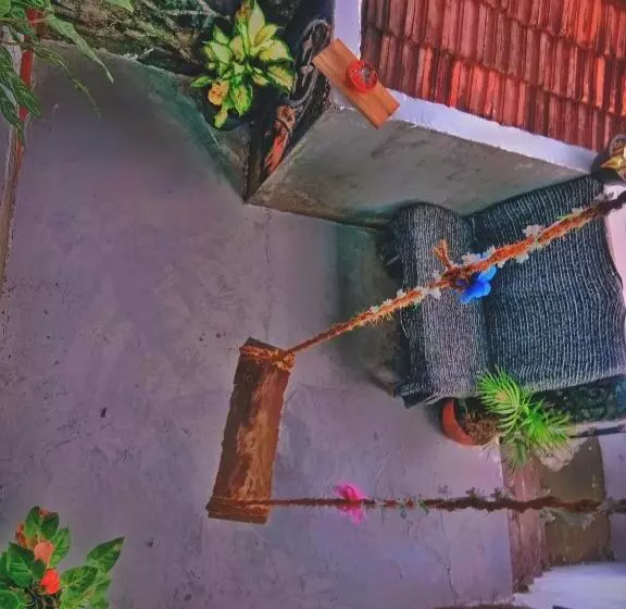 Aamiaismajoitus (B&B) Sandaru Surffing Inn