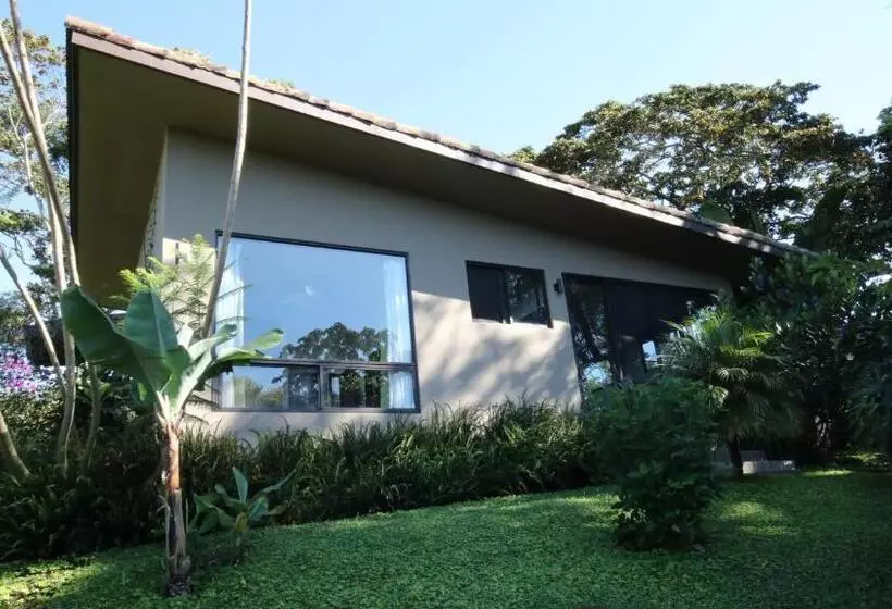 Aamiaismajoitus (B&B) The Guest Suites At Manana Madera