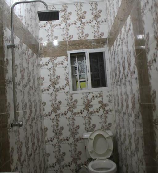 Buggatti Hotel And Suites