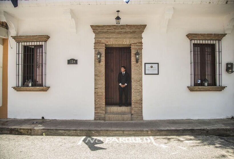 هتل Colonial 154 H Boutique