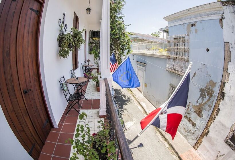 هتل Colonial 154 H Boutique