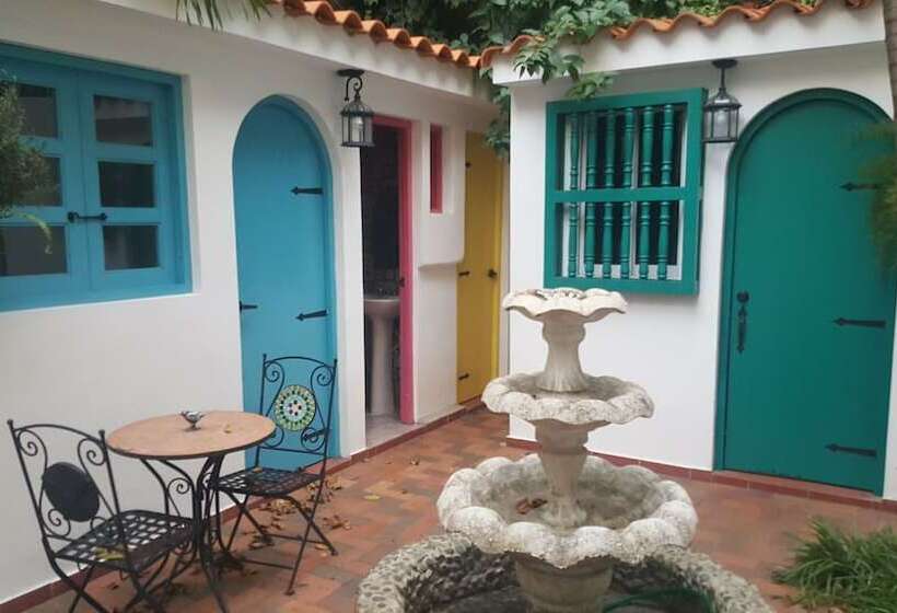 هتل Colonial 154 H Boutique