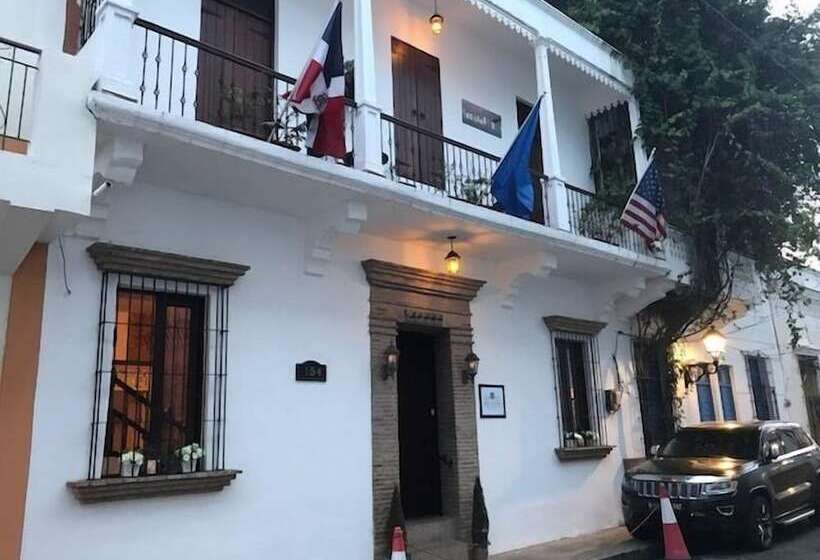 هتل Colonial 154 H Boutique