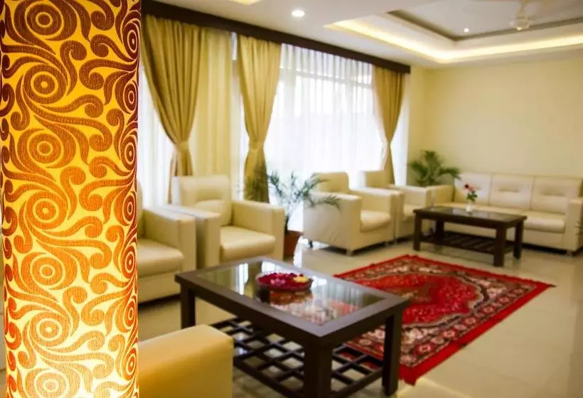 Fabhotel Park Riviera