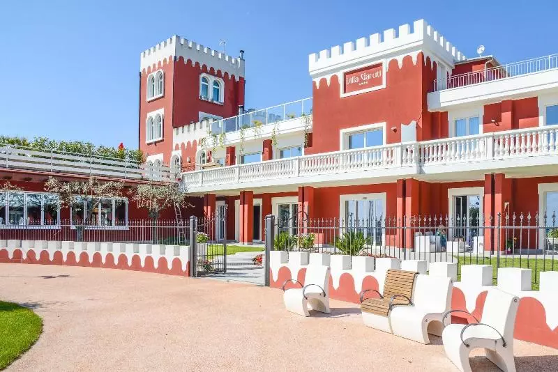 ホテル Villa Garuti