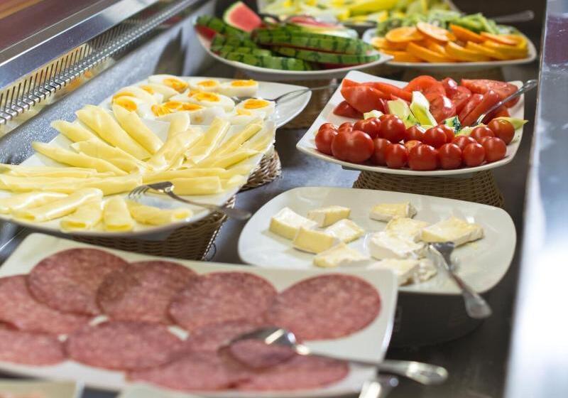 Отель Villa Garuti