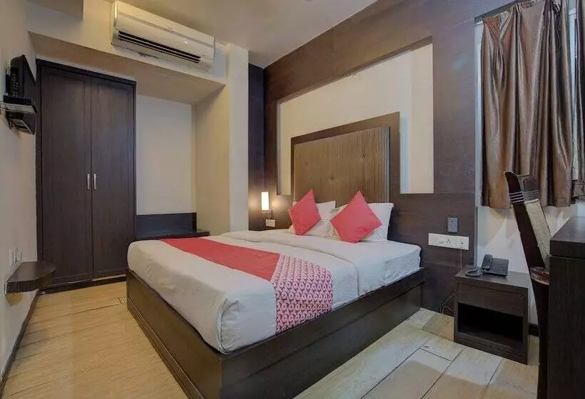 ホテル Vip Regency