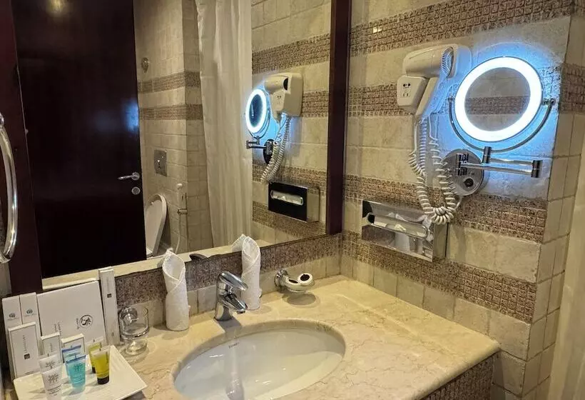 Al Safwah Hotel Tower 3