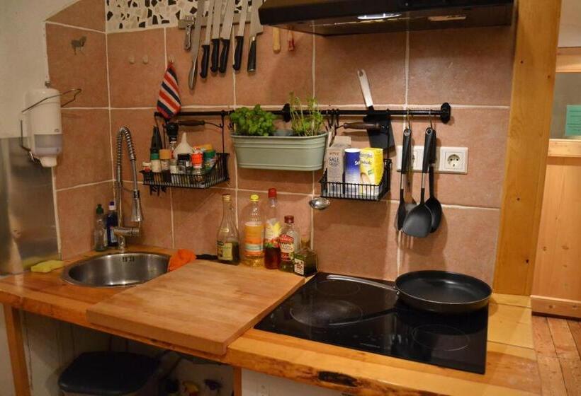 فندق صغير "0" Sterne  Weisses Rössl In Leutasch/tirol