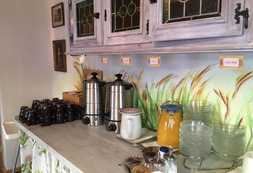 فندق صغير "0" Sterne  Weisses Rössl In Leutasch/tirol