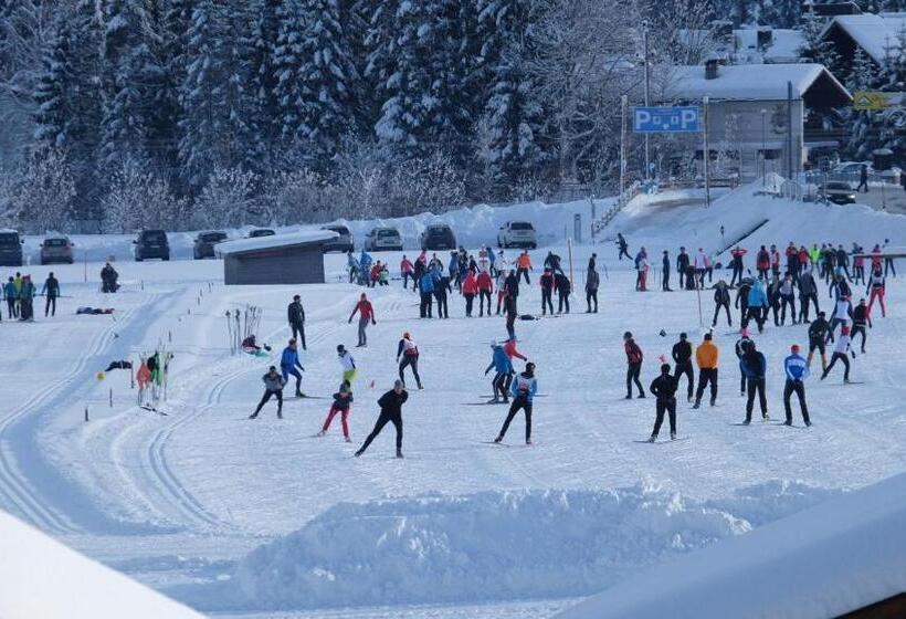 فندق صغير "0" Sterne  Weisses Rössl In Leutasch/tirol
