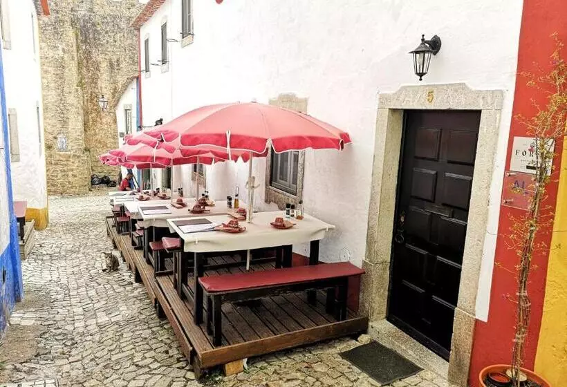 تختخواب و صبحانه Foral Guest House   óbidos
