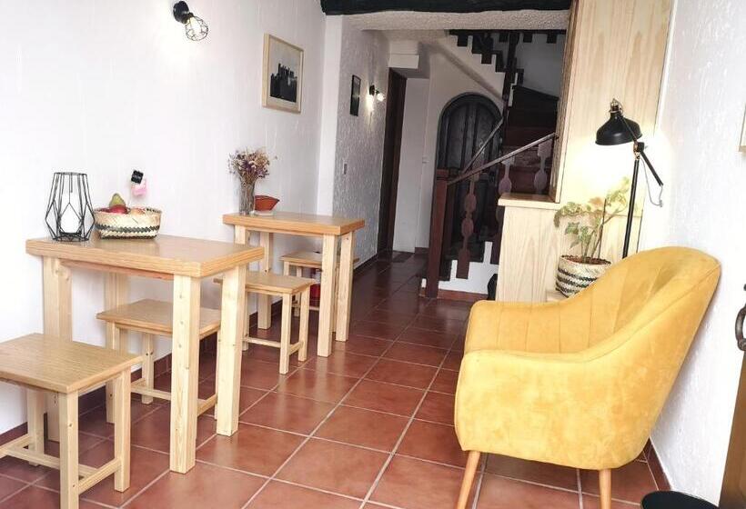 住宿加早餐  Foral Guest House   óbidos