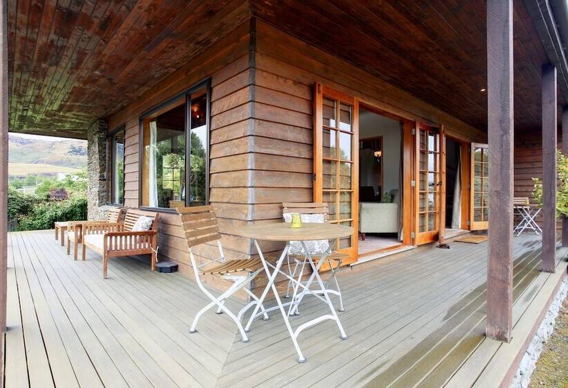 Bed and Breakfast Glenorchy Lake House