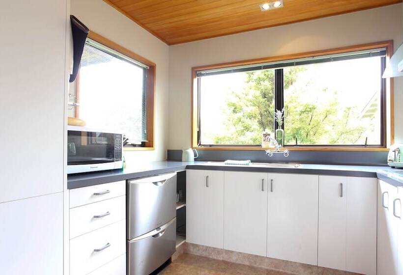 Bed and Breakfast Glenorchy Lake House