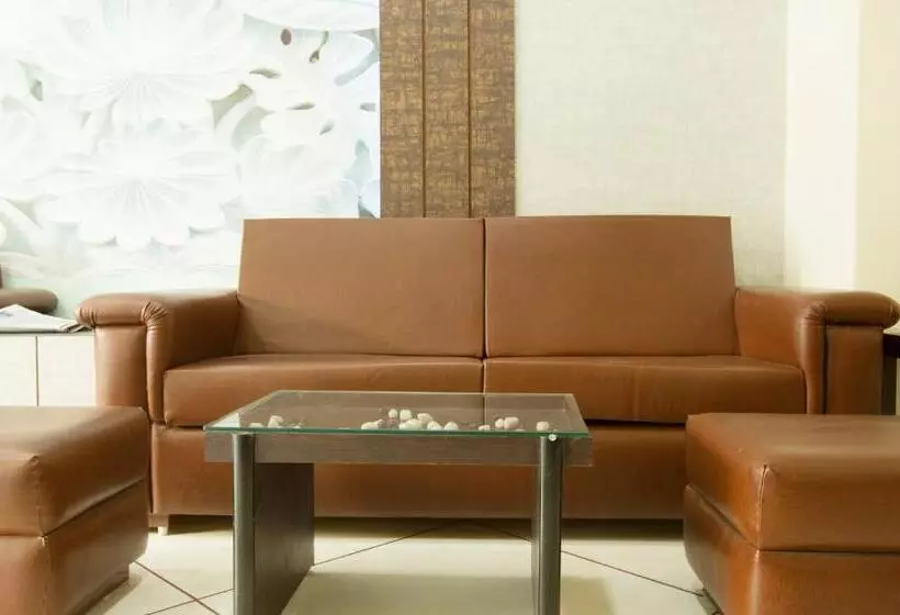 Hotel Treebo Dee Intercontinental Amritsar
