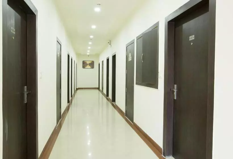 Hotel Treebo Dee Intercontinental Amritsar