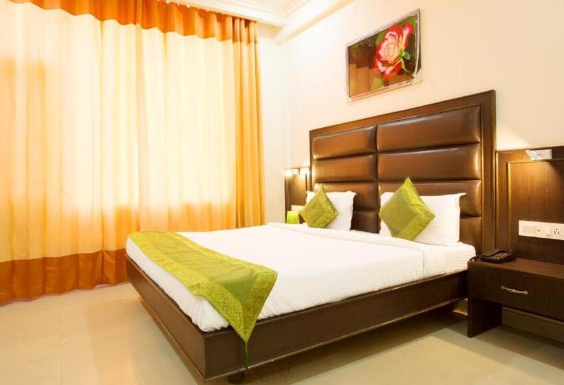 Hotel Treebo Dee Intercontinental Amritsar