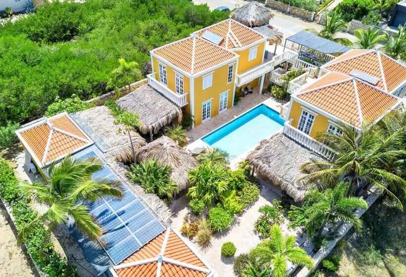 Villa Aventura