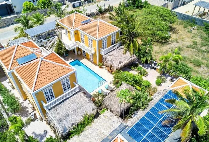 Villa Aventura