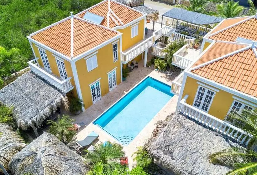 Villa Aventura