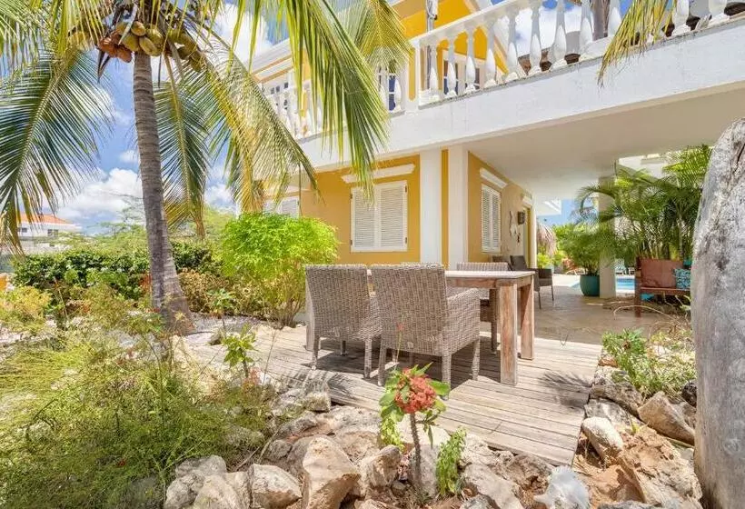 Villa Aventura