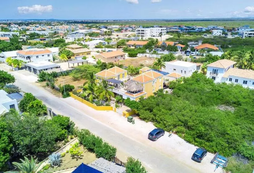 Villa Aventura