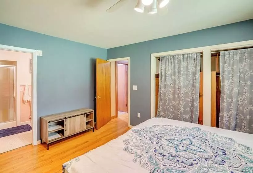 Berkshire Hideaway W/ Fire Pit & Playground!