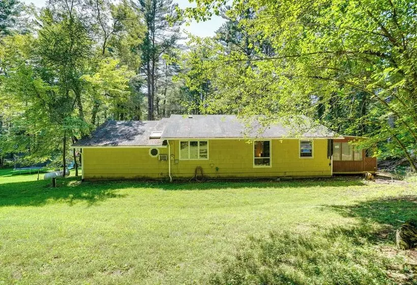 Berkshire Hideaway W/ Fire Pit & Playground!