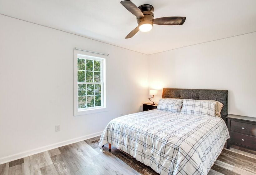 Charming Pittsburgh Home   Walk To Riverfront!