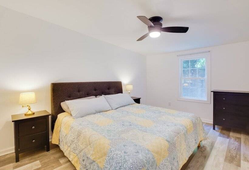 Charming Pittsburgh Home   Walk To Riverfront!