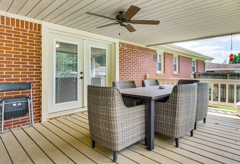 Florence Family Home W/ Dog Friendly Yard