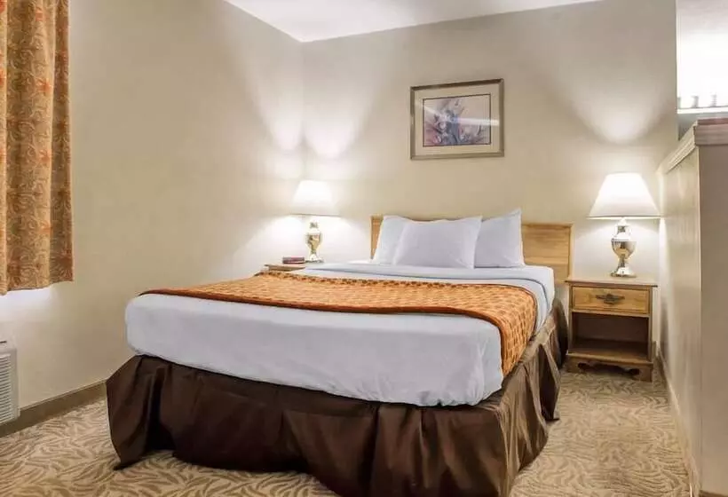 ホテル University Inn Of Stevens Point