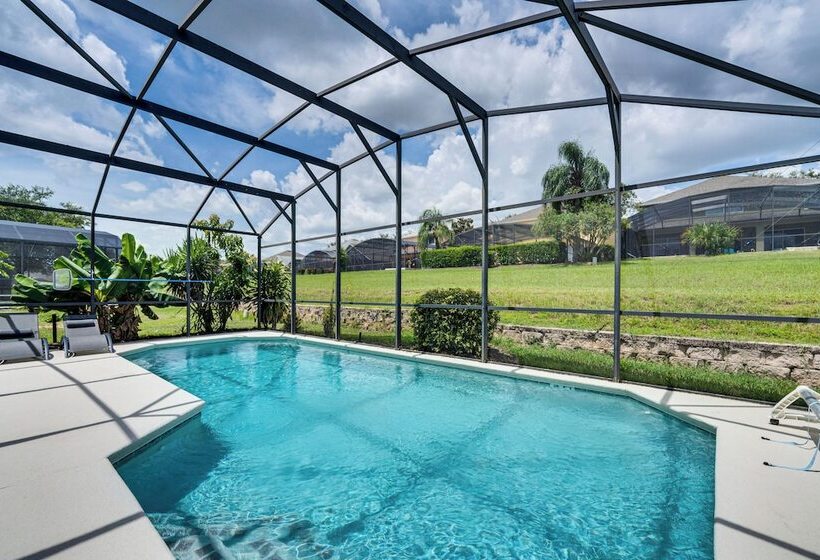 ~ 5 Mi To Disney World: Kissimmee Resort Home