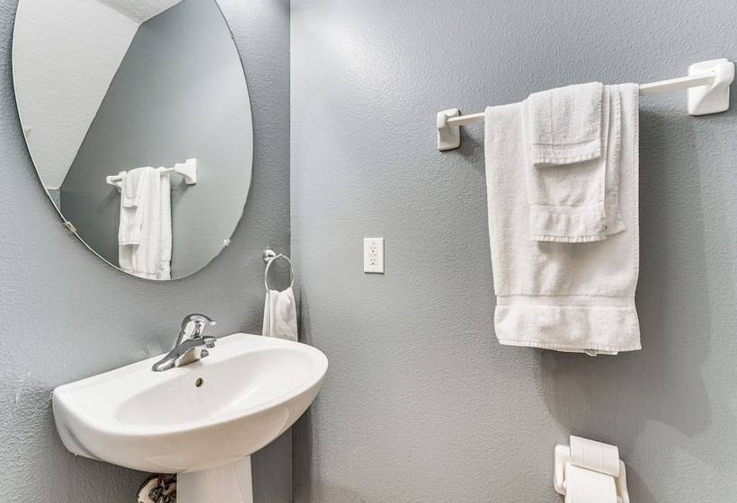 ~ 5 Mi To Disney World: Kissimmee Resort Home