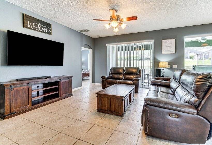 ~ 5 Mi To Disney World: Kissimmee Resort Home