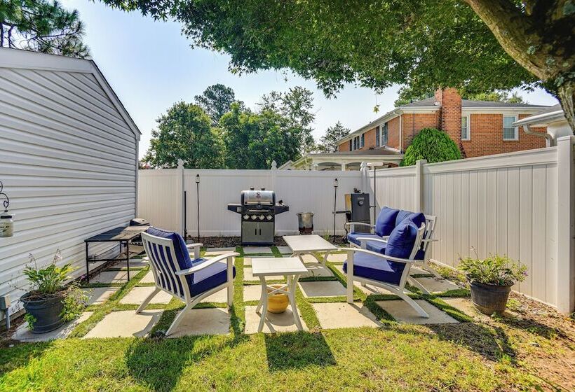 Luxe Lakefront Portsmouth Home: Fish, Swim & Play!