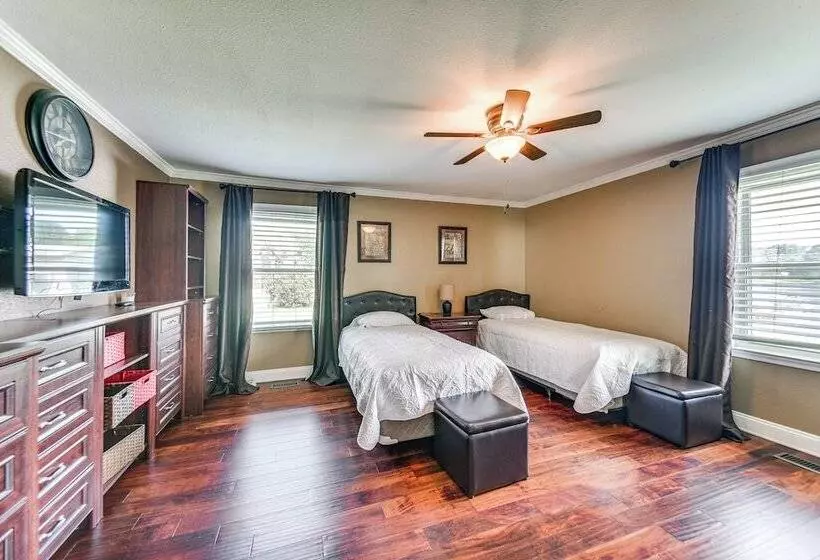 Luxe Lakefront Portsmouth Home: Fish, Swim & Play!