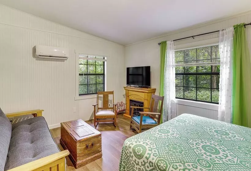 Mountain View Cabin Near White River: Fish & Float