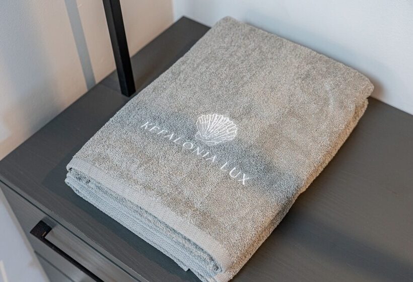 פנסיון Kefalonia Lux