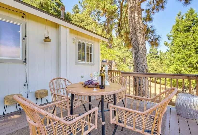 4 Mi To Lake Gregory: Crestline Cabin